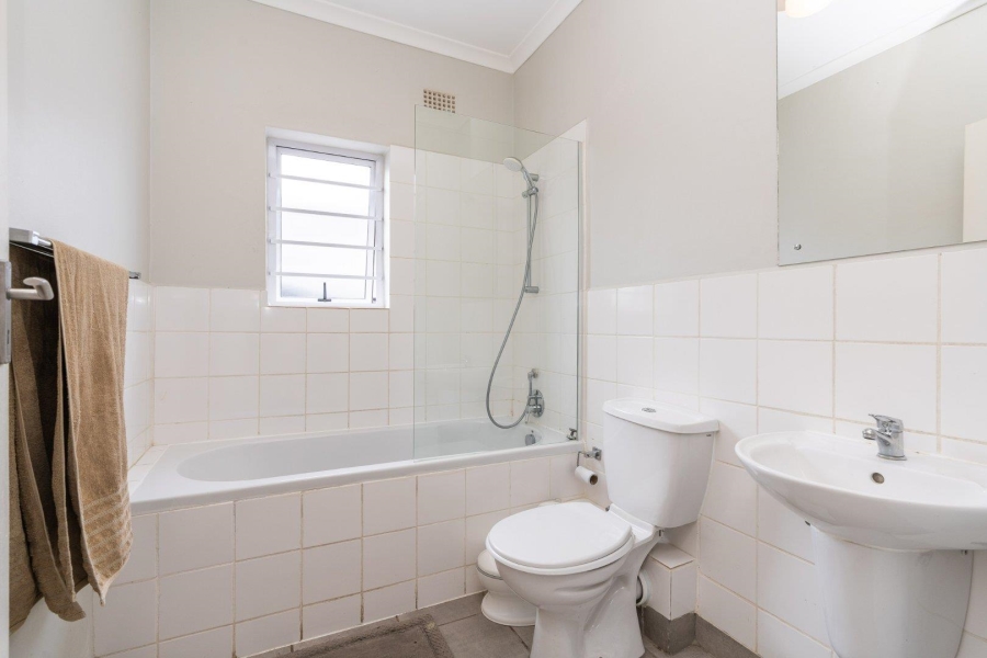To Let 2 Bedroom Property for Rent in Rivergate Western Cape